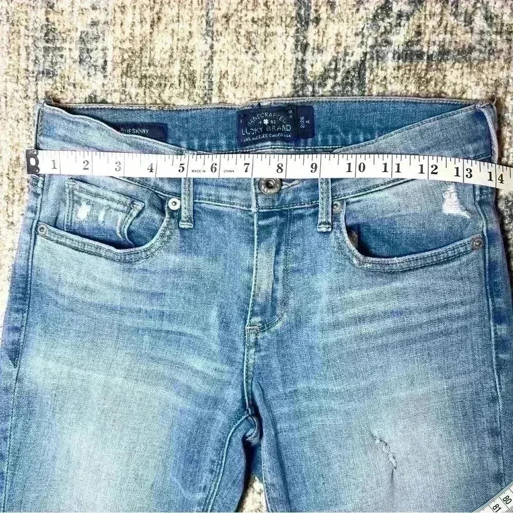 Lucky Brand Women’s Charlie Skinny Distressed Denim Jeans Size 2/26 A - Picture 11 of 16
